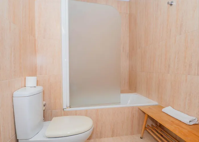 Ybh Alfonso Xiii, 28 *